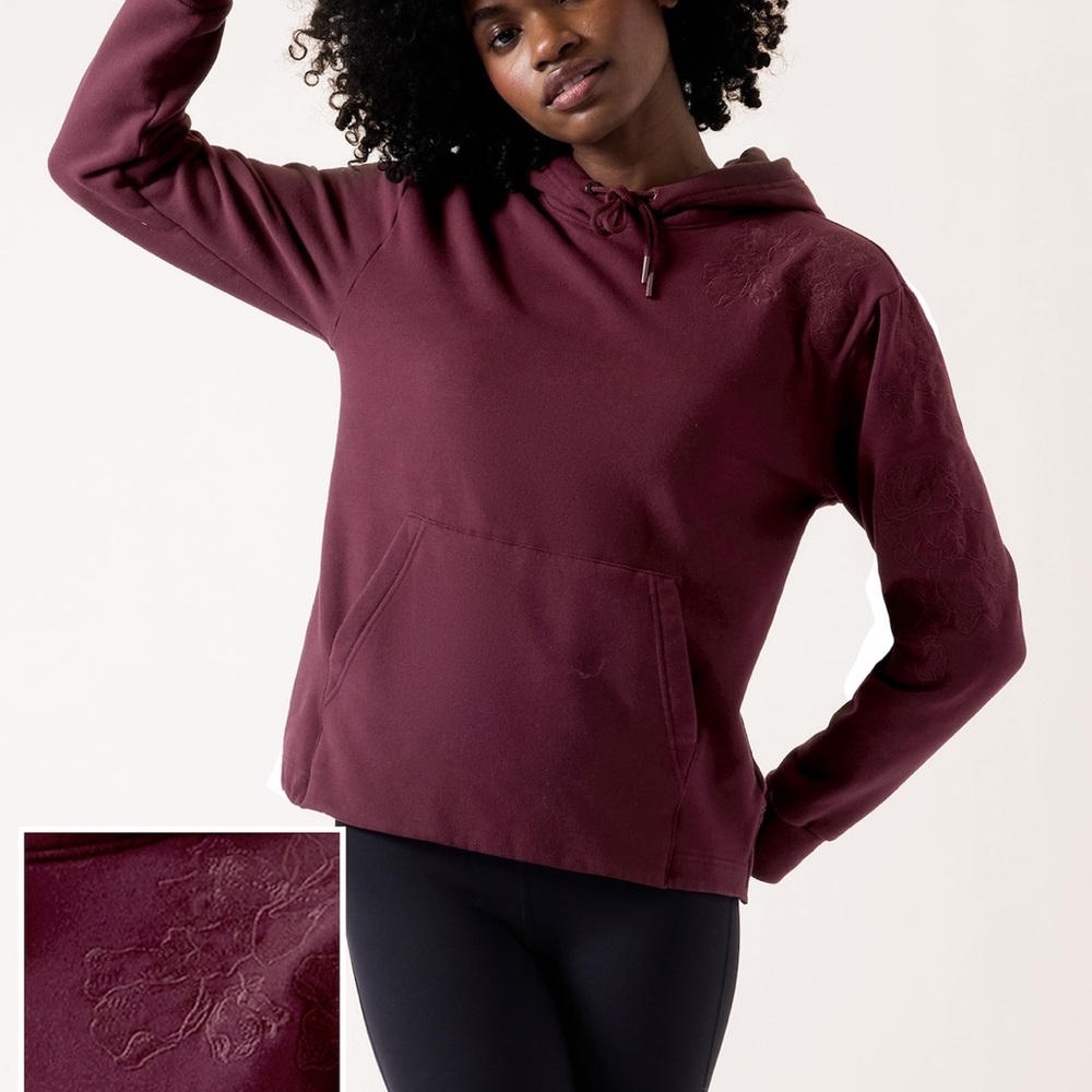 NEW NWT Athleta Retro Plush Hoodie MIsses Small Embroidered